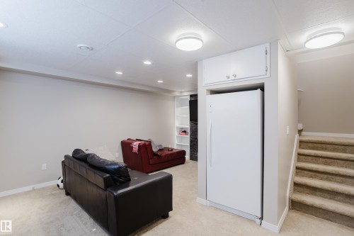 16345 134 Street Nw, Edmonton, AB - Indoor