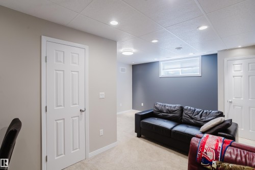 16345 134 Street Nw, Edmonton, AB - Indoor Photo Showing Other Room