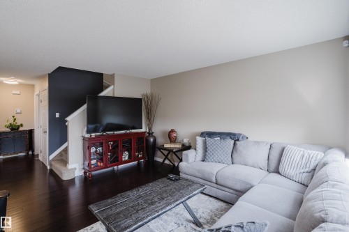 16345 134 Street Nw, Edmonton, AB - Indoor Photo Showing Living Room