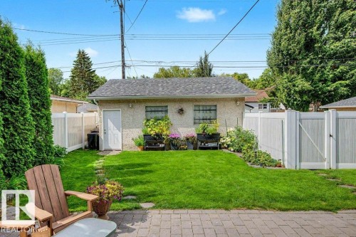 12112 38 Street Nw, Edmonton, AB - Outdoor