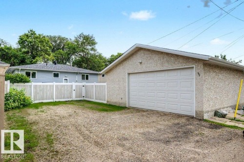 12112 38 Street Nw, Edmonton, AB - Outdoor