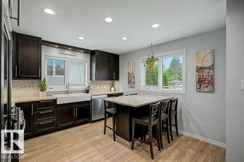 12112 38 Street Nw, Edmonton, AB - Indoor