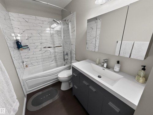 12 Mathias Avenue, Spruce Grove, AB - Indoor Photo Showing Bathroom