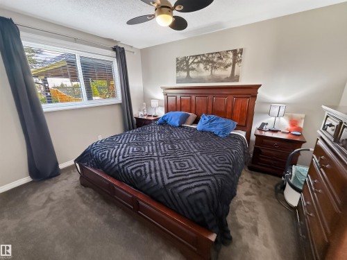 12 Mathias Avenue, Spruce Grove, AB - Indoor Photo Showing Bedroom