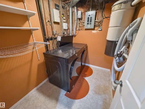 12 Mathias Avenue, Spruce Grove, AB - Indoor