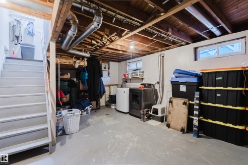 10946 Beaumaris Road Nw, Edmonton, AB - Indoor Photo Showing Basement
