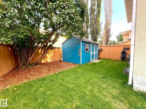 10946 Beaumaris Road Nw, Edmonton, AB - Outdoor