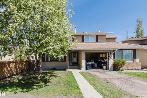 10946 Beaumaris Road Nw, Edmonton, AB - Outdoor With Facade