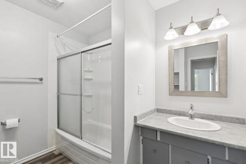 6356 184 Street Nw, Edmonton, AB - Indoor Photo Showing Bathroom