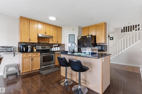 3760 12 Street Nw, Edmonton, AB - Indoor Photo Showing Kitchen