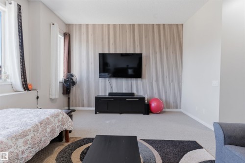 3760 12 Street Nw, Edmonton, AB - Indoor Photo Showing Bedroom