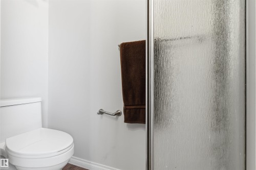 3760 12 Street Nw, Edmonton, AB - Indoor Photo Showing Bathroom