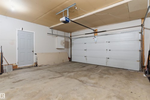 3760 12 Street Nw, Edmonton, AB - Indoor Photo Showing Garage