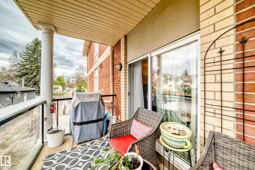 #211 9750 94 St Nw, Edmonton, AB - Outdoor With Exterior