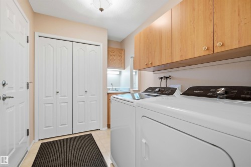 #10 9 Dechene Rd Nw, Edmonton, AB - Indoor Photo Showing Laundry Room