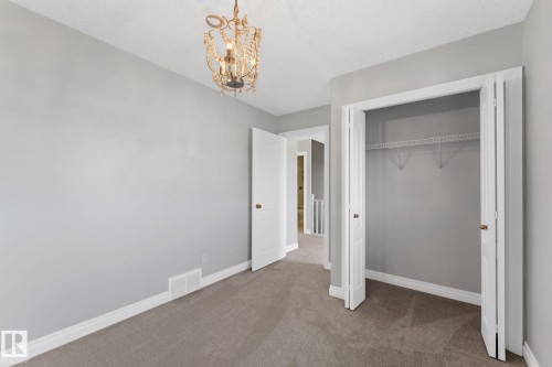 173 Castle Drive Nw, Edmonton, AB - Indoor Photo Showing Other Room