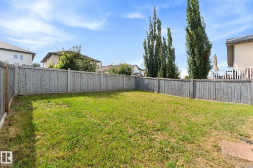 173 Castle Drive Nw, Edmonton, AB - Outdoor