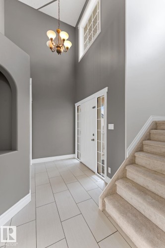 173 Castle Drive Nw, Edmonton, AB - Indoor Photo Showing Other Room