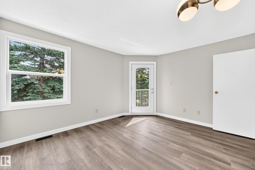 #6 1820 56 St Nw, Edmonton, AB - Indoor Photo Showing Other Room