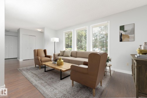 63 Waverley Crescent, Spruce Grove, AB - Indoor Photo Showing Living Room