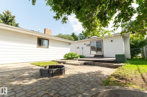 63 Waverley Crescent, Spruce Grove, AB - Outdoor With Exterior
