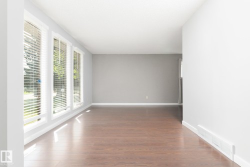 63 Waverley Crescent, Spruce Grove, AB - Indoor Photo Showing Other Room