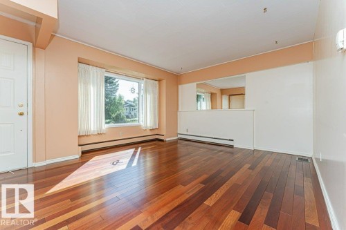 4 Jubilee Drive, Fort Saskatchewan, AB - Indoor Photo Showing Other Room