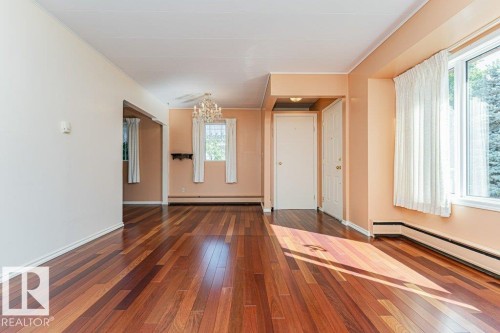 4 Jubilee Drive, Fort Saskatchewan, AB - Indoor Photo Showing Other Room