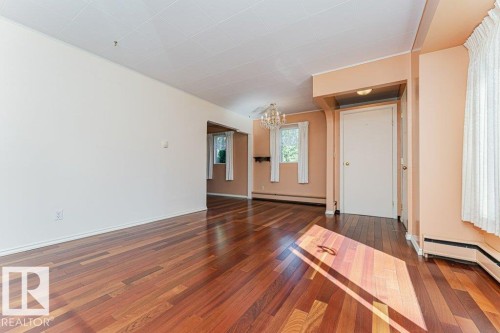 4 Jubilee Drive, Fort Saskatchewan, AB - Indoor Photo Showing Other Room