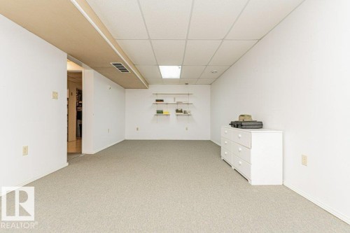 4 Jubilee Drive, Fort Saskatchewan, AB - Indoor Photo Showing Other Room