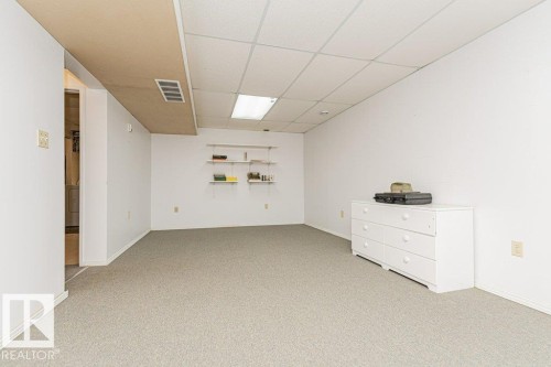 4 Jubilee Drive, Fort Saskatchewan, AB - Indoor Photo Showing Other Room