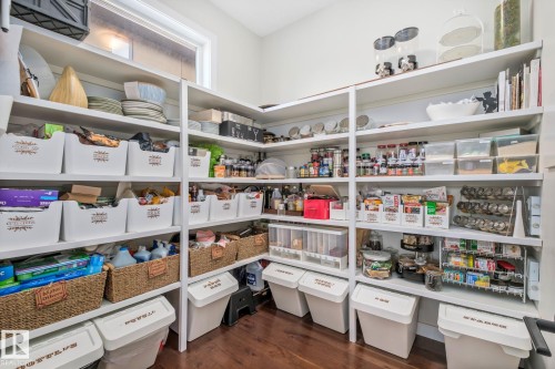 699 Howatt Drive Sw, Edmonton, AB - Indoor With Storage
