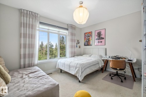699 Howatt Drive Sw, Edmonton, AB - Indoor Photo Showing Bedroom