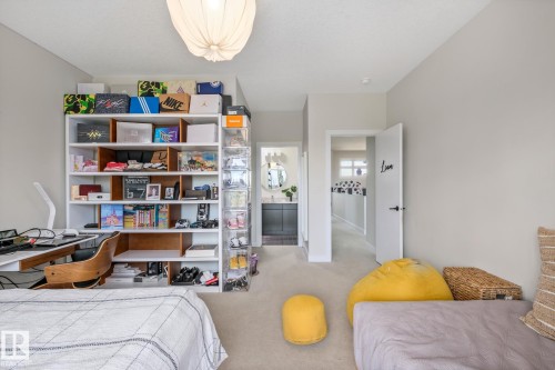 699 Howatt Drive Sw, Edmonton, AB - Indoor Photo Showing Bedroom