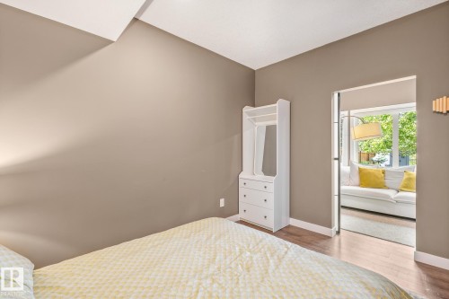 699 Howatt Drive Sw, Edmonton, AB - Indoor Photo Showing Bedroom