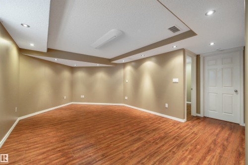 3080 Spence Wynd Sw, Edmonton, AB - Indoor Photo Showing Other Room