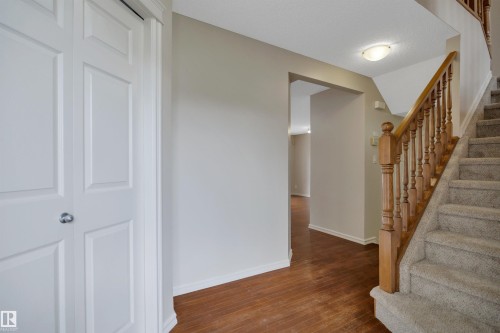 3080 Spence Wynd Sw, Edmonton, AB - Indoor Photo Showing Other Room