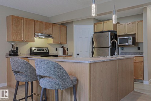 8 Erinwoods Place, St. Albert, AB - Indoor Photo Showing Kitchen