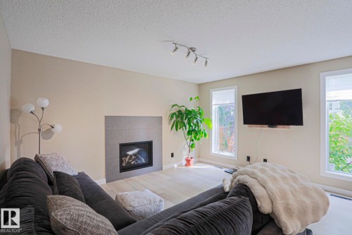 8 Erinwoods Place, St. Albert, AB - Indoor With Fireplace