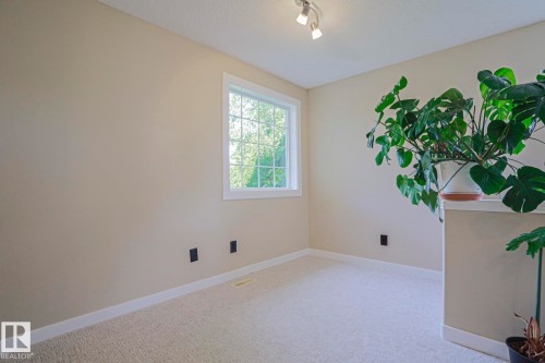 8 Erinwoods Place, St. Albert, AB - Indoor Photo Showing Other Room
