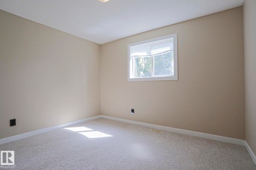 8 Erinwoods Place, St. Albert, AB - Indoor Photo Showing Other Room