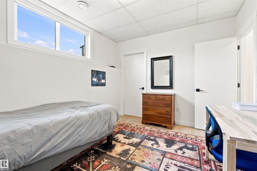 328 Fundy Way, Cold Lake, AB - Indoor Photo Showing Bedroom