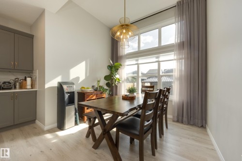 9943 227 Street Nw, Edmonton, AB - Indoor Photo Showing Dining Room