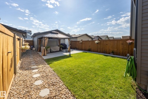 9943 227 Street Nw, Edmonton, AB - Outdoor