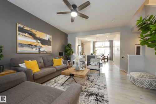 9943 227 Street Nw, Edmonton, AB - Indoor Photo Showing Living Room