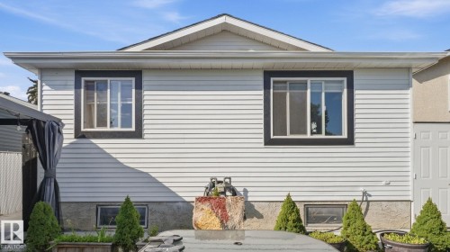 493 Kirkness Road Nw, Edmonton, AB - Outdoor With Exterior