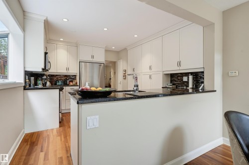 10308 134 Street Nw, Edmonton, AB - Indoor Photo Showing Kitchen