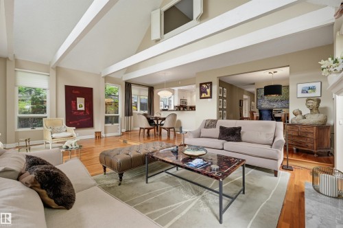 10308 134 Street Nw, Edmonton, AB - Indoor Photo Showing Living Room