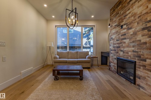 5139 123 Street Nw, Edmonton, AB 