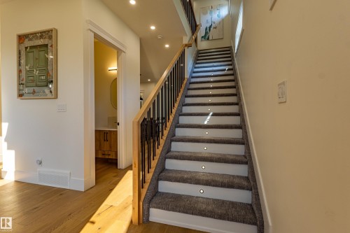 5139 123 Street Nw, Edmonton, AB 